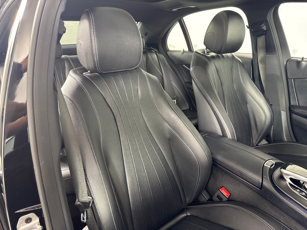 2019 Mercedes-Benz E-Class Image 23