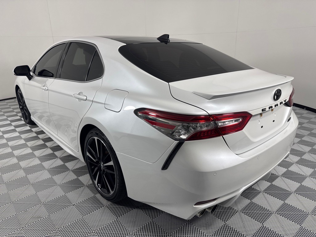 2018 Toyota Camry Image 8
