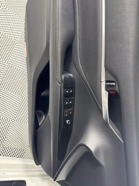 2018 Toyota Camry Image 13