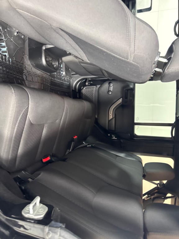2015 Jeep Wrangler Unlimited Image 20