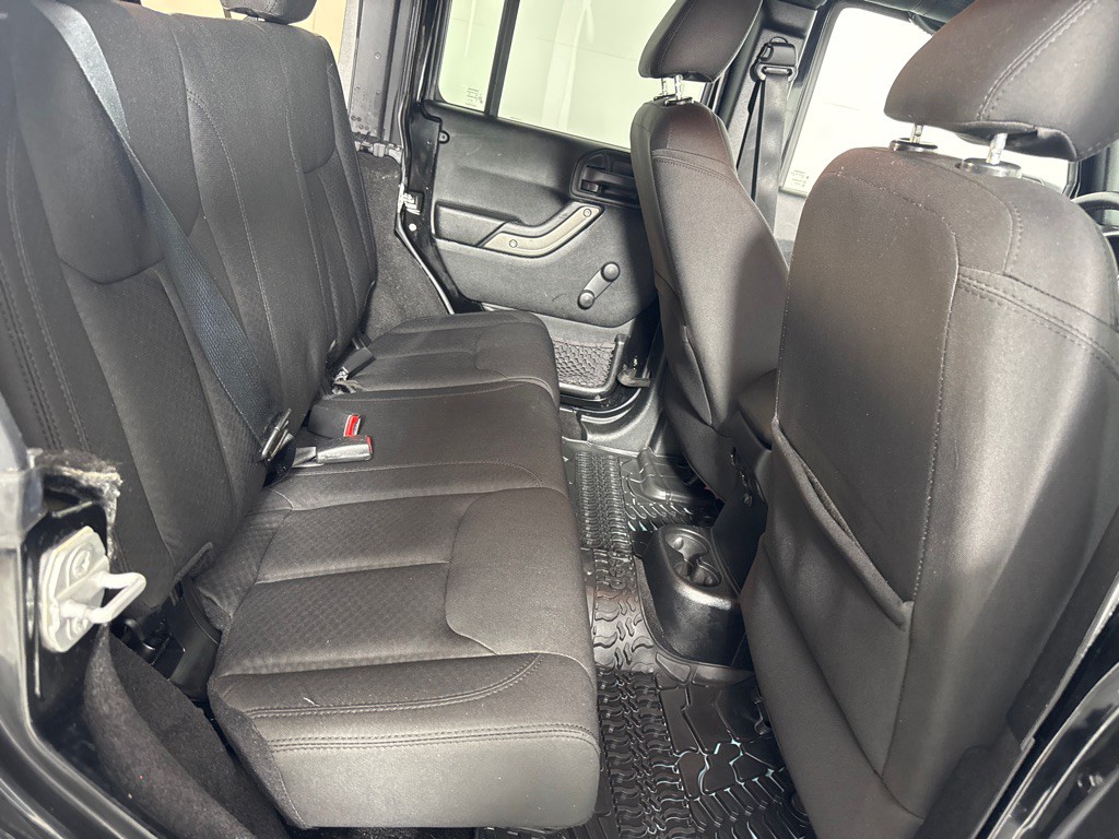 2015 Jeep Wrangler Unlimited Image 22
