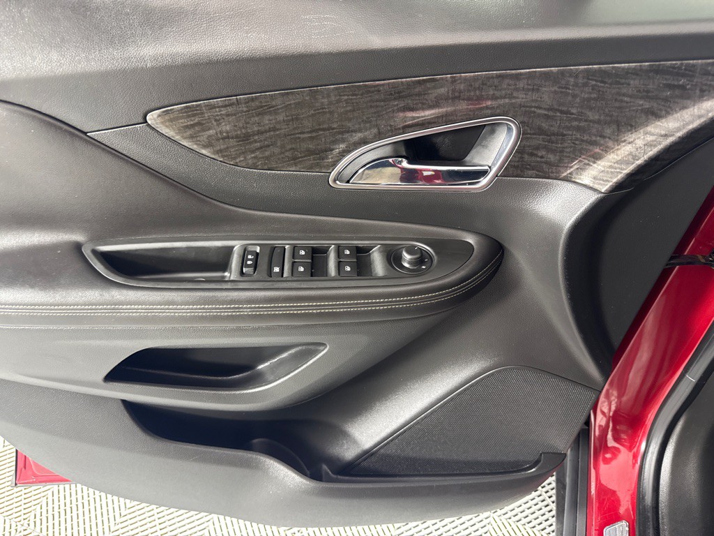 2015 Buick Enclave Image 9