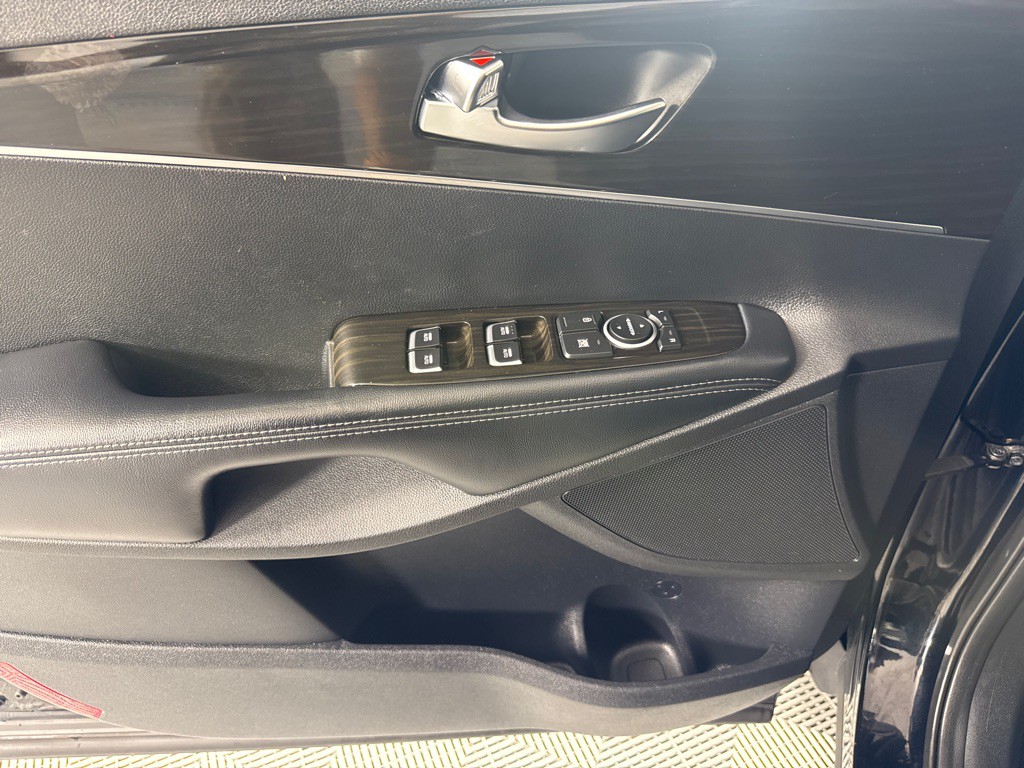 2020 Kia Sorento Image 8
