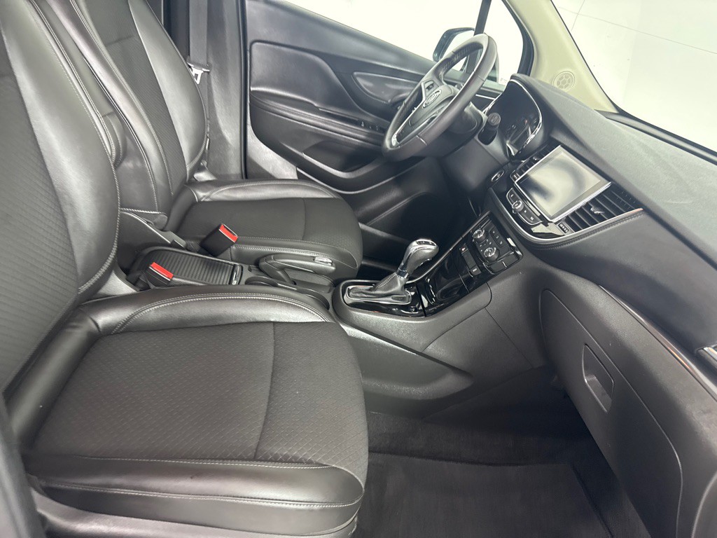 2018 Buick Enclave Image 24