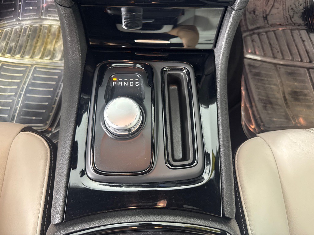 2019 Chrysler 300 Image 20
