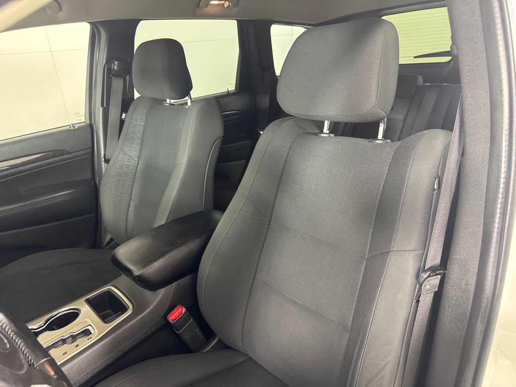 2011 Jeep Grand Cherokee Image 13