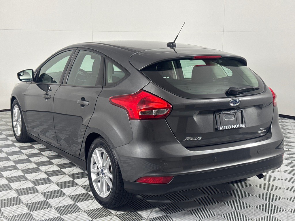 2016 Ford Focus Image 6