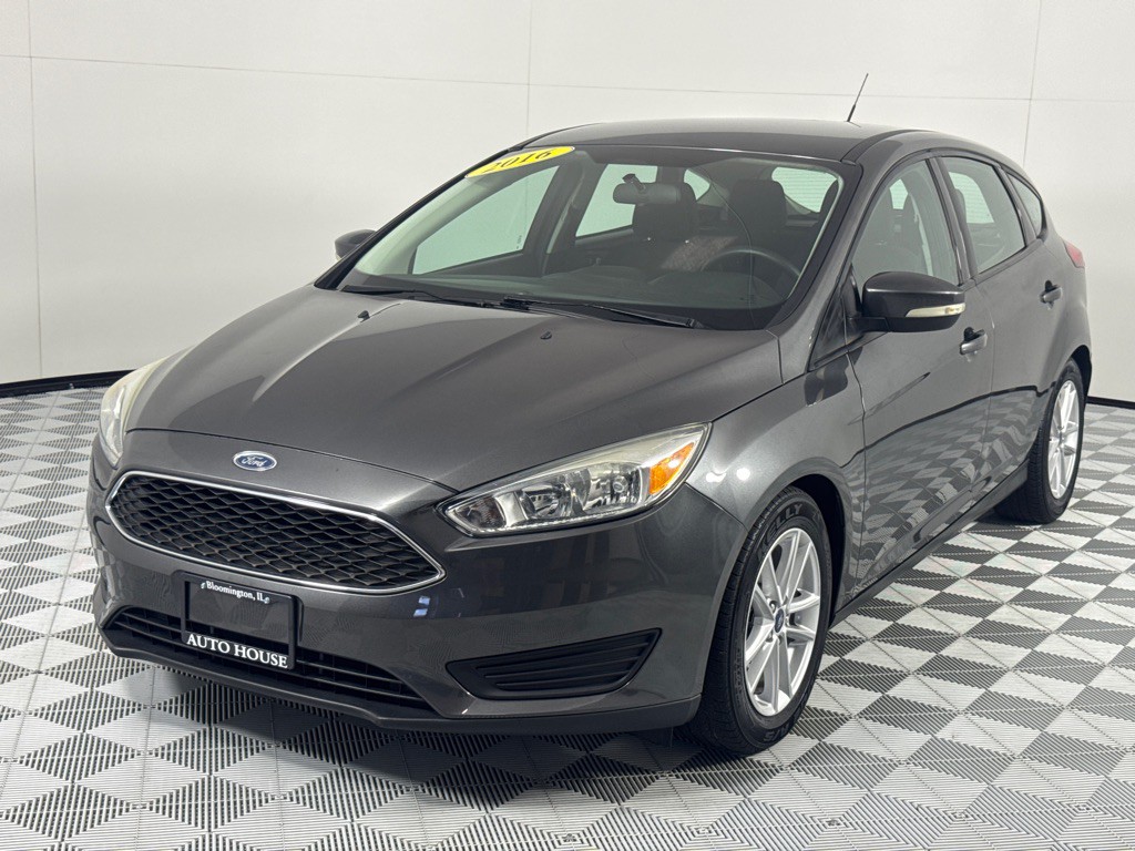 2016 Ford Focus Image 10