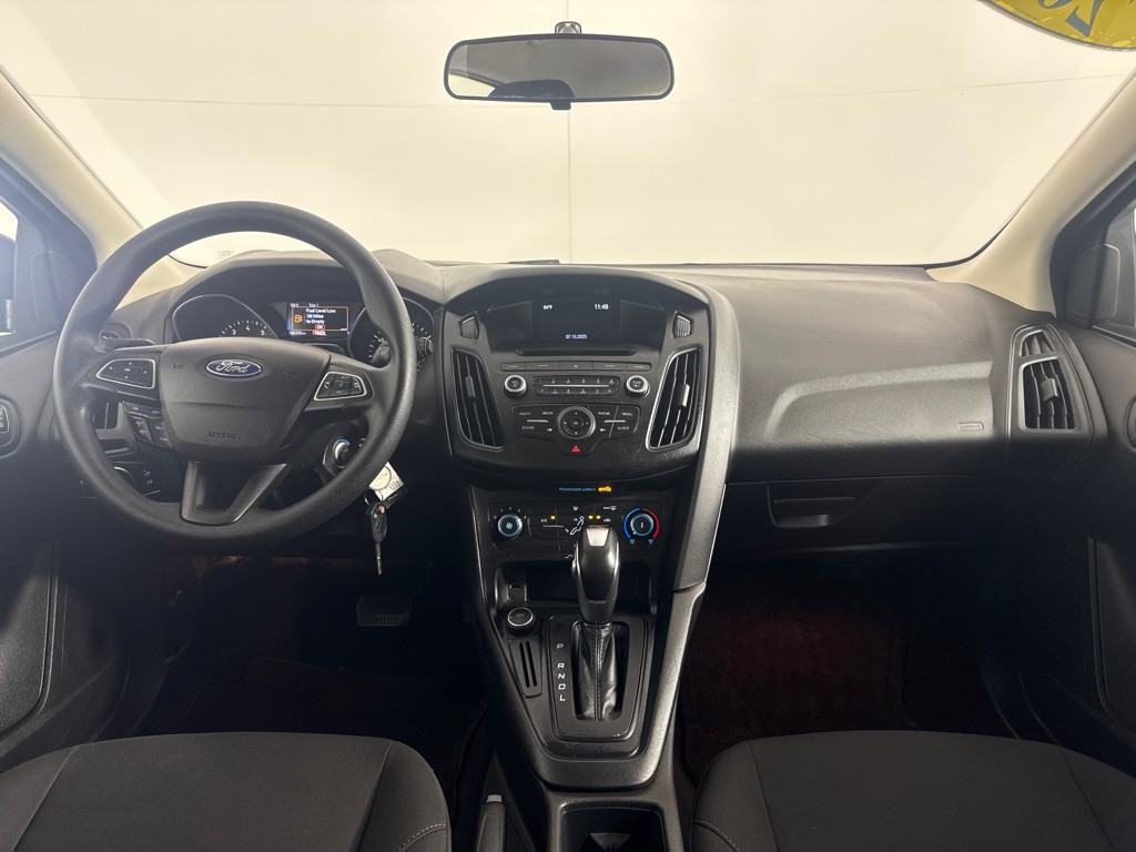 2016 Ford Focus Image 25
