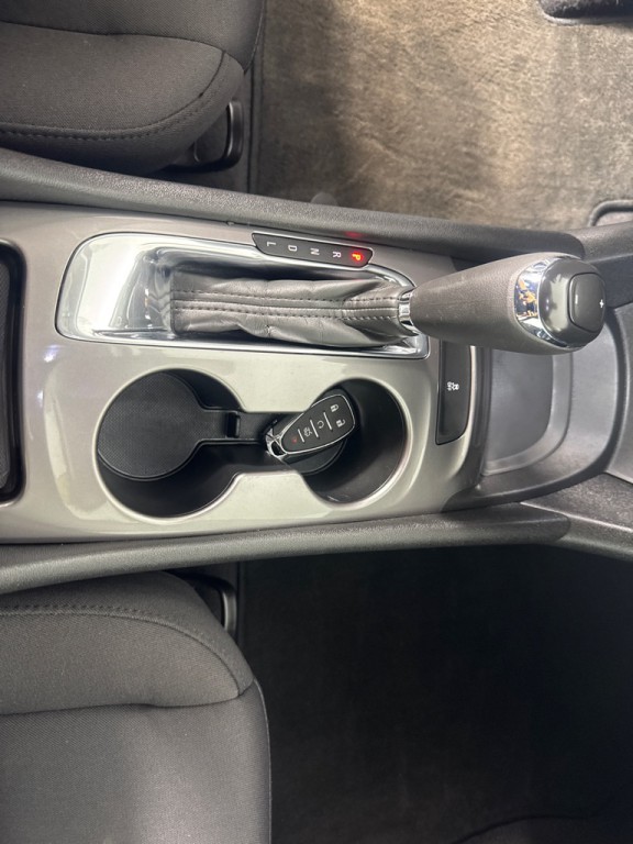 2017 Chevrolet Malibu Image 17