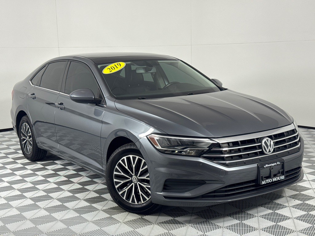 2019 Volkswagen Jetta Image 2