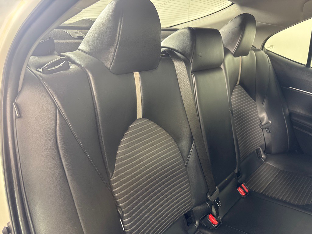 2021 Toyota Camry Image 22