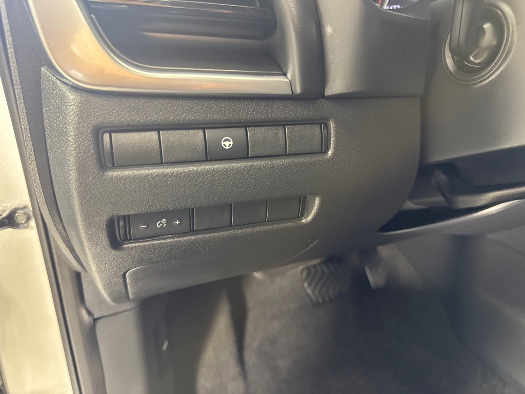 2021 Nissan Rogue Image 16