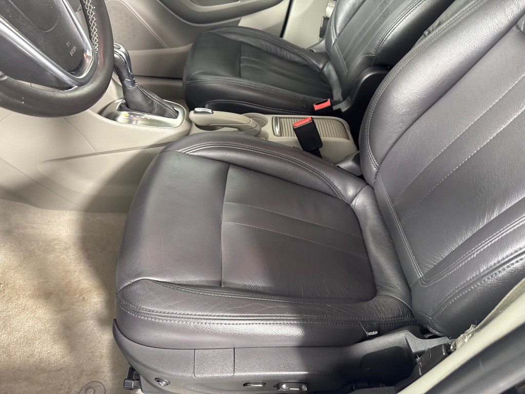 2016 Buick Enclave Image 14