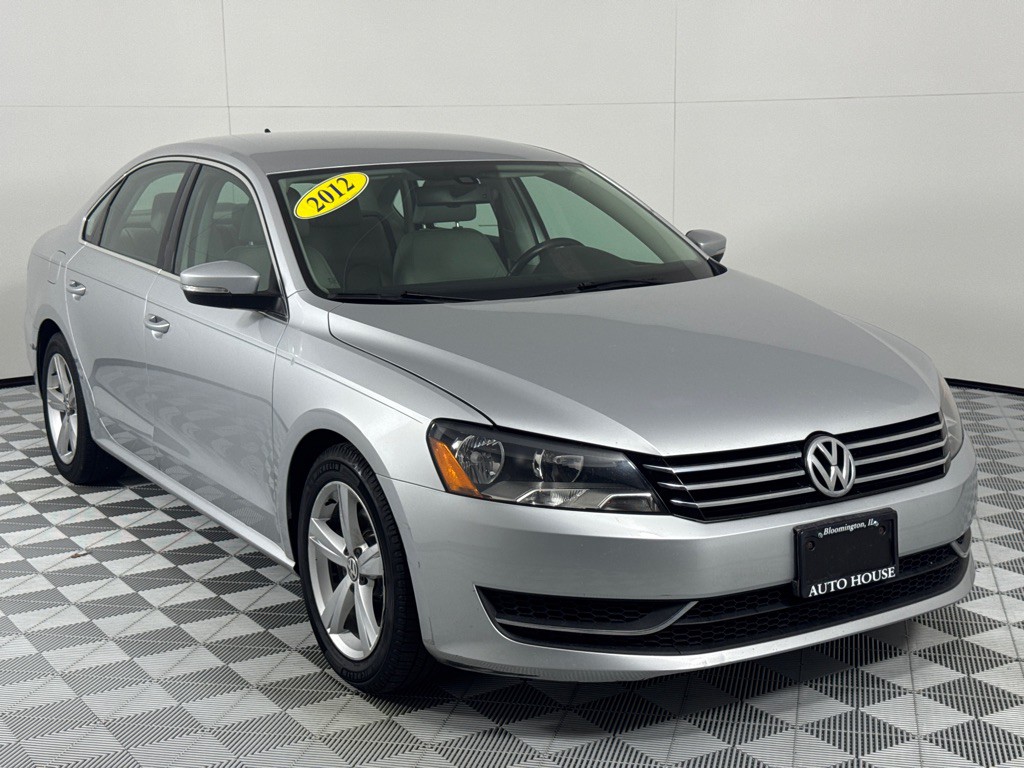 2013 Volkswagen Passat Image 3