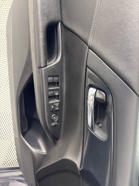 2013 Honda Accord Image 9