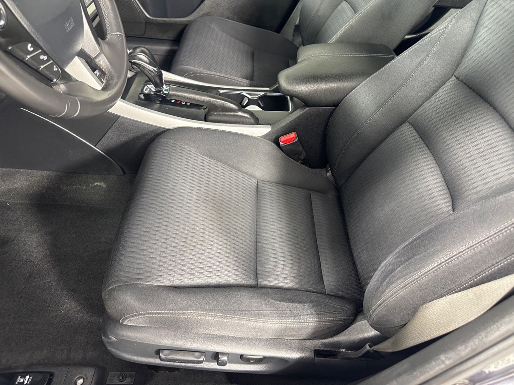 2013 Honda Accord Image 10