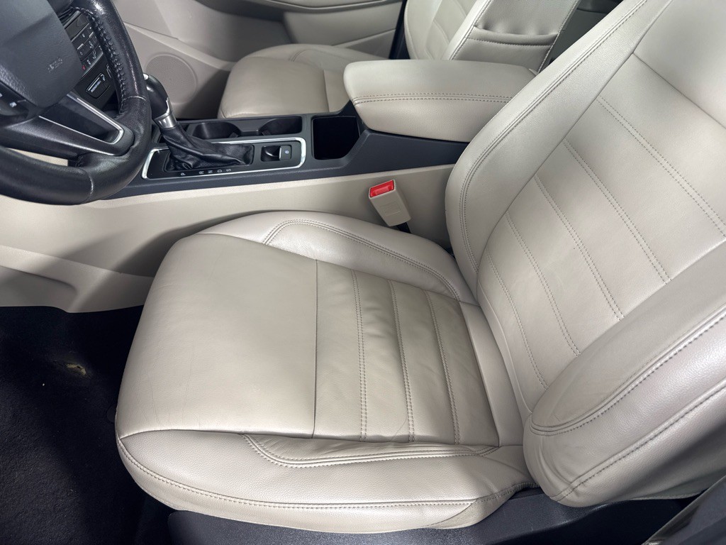 2017 Ford Escape Image 11