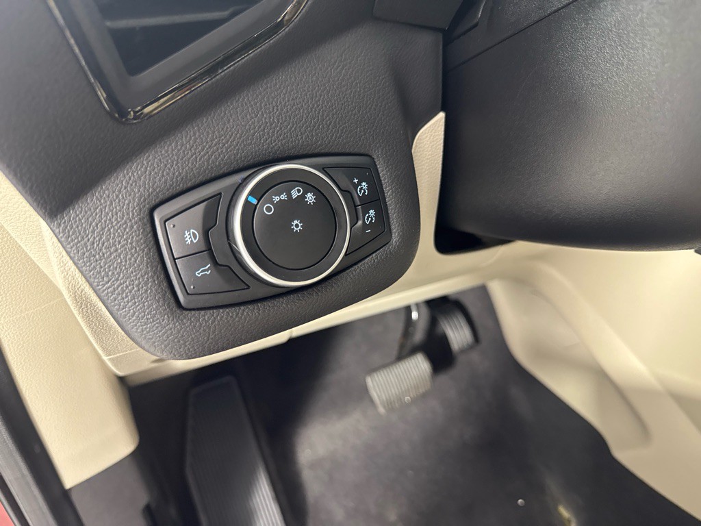 2017 Ford Escape Image 14