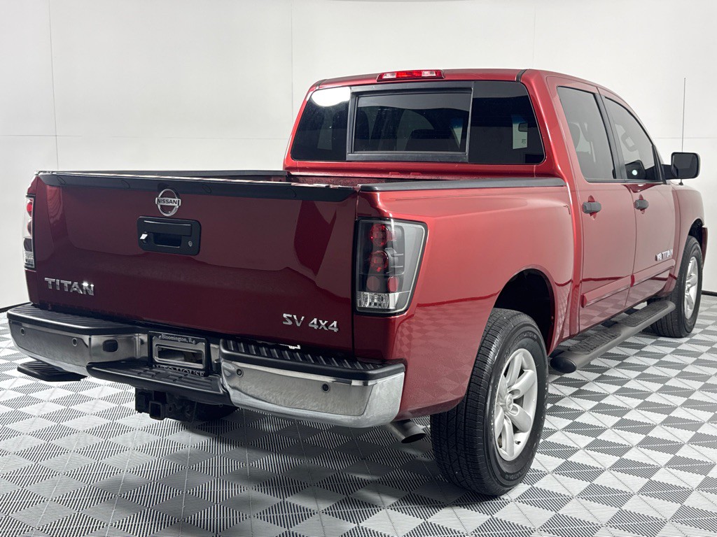 2014 Nissan Titan Image 5