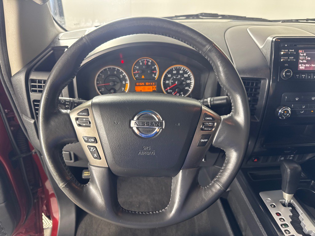 2014 Nissan Titan Image 13