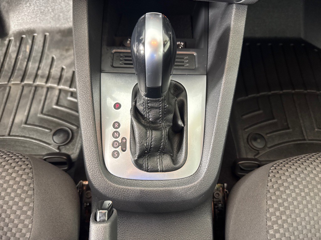 2014 Volkswagen Jetta Image 15
