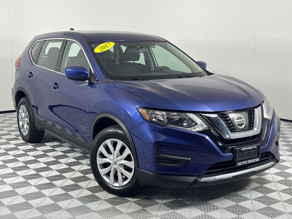 2017 Nissan Rogue Image 2