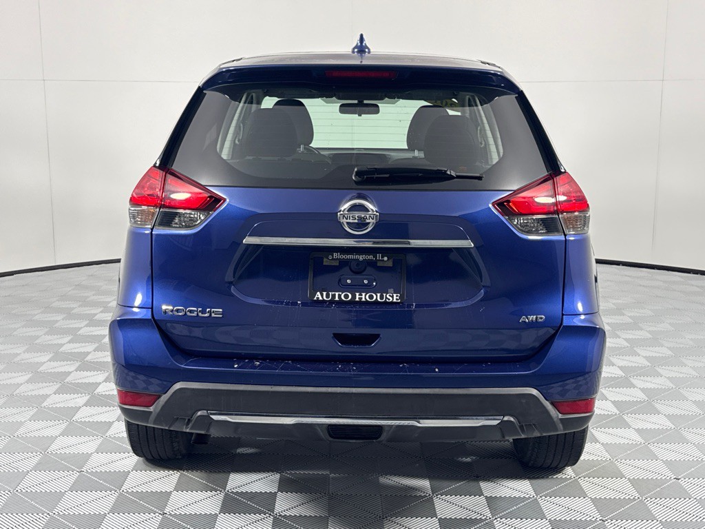 2017 Nissan Rogue Image 6
