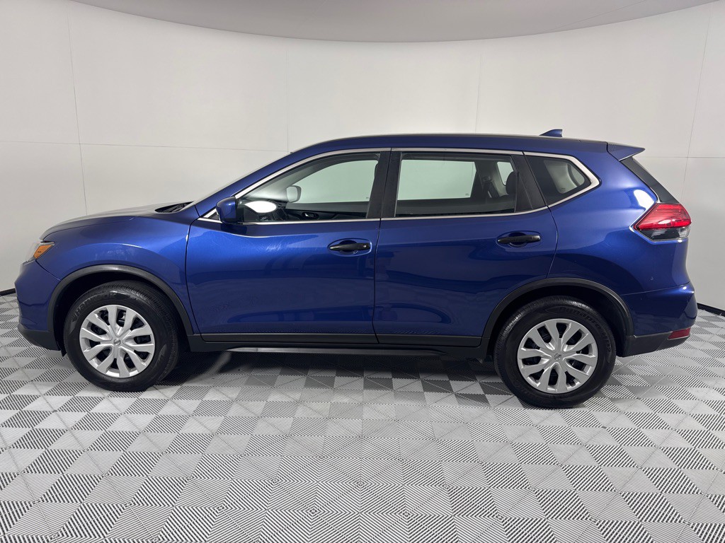 2017 Nissan Rogue Image 8
