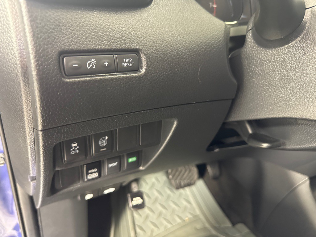 2017 Nissan Rogue Image 12