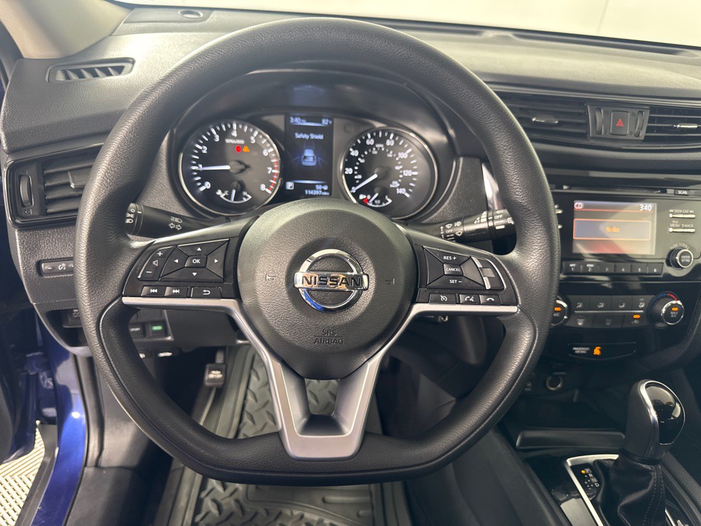 2017 Nissan Rogue Image 13