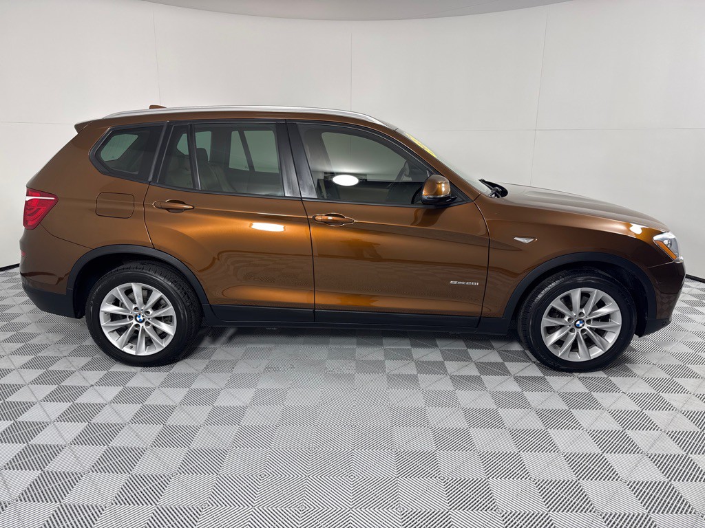 2017 BMW X3 Image 4