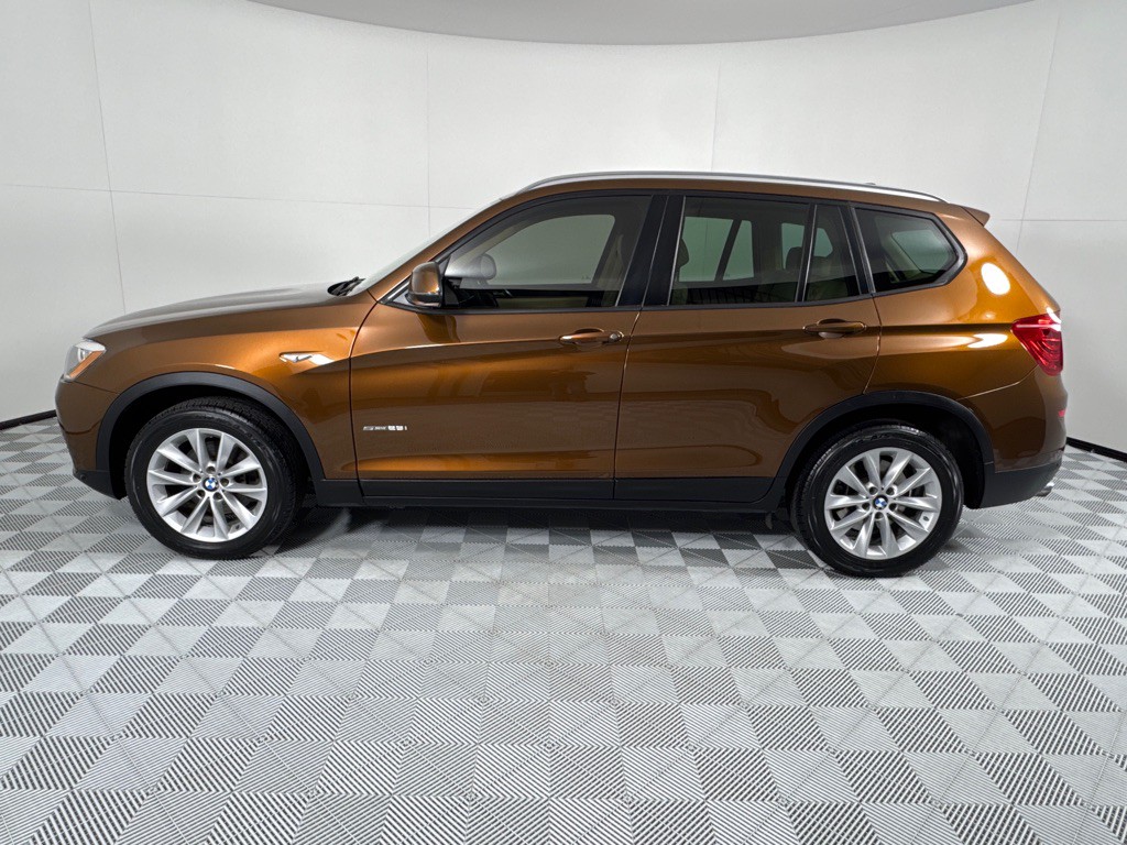 2017 BMW X3 Image 9