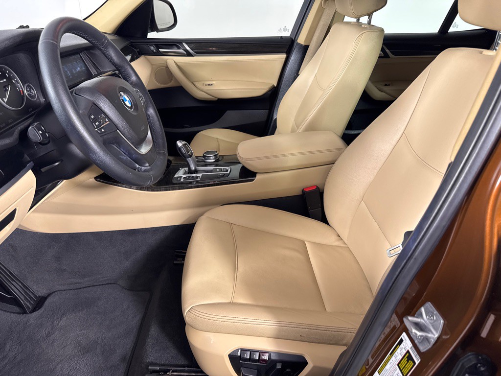 2017 BMW X3 Image 14