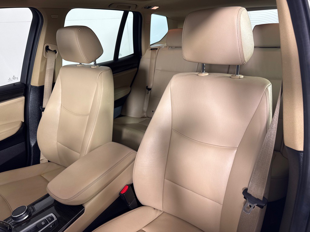 2017 BMW X3 Image 15