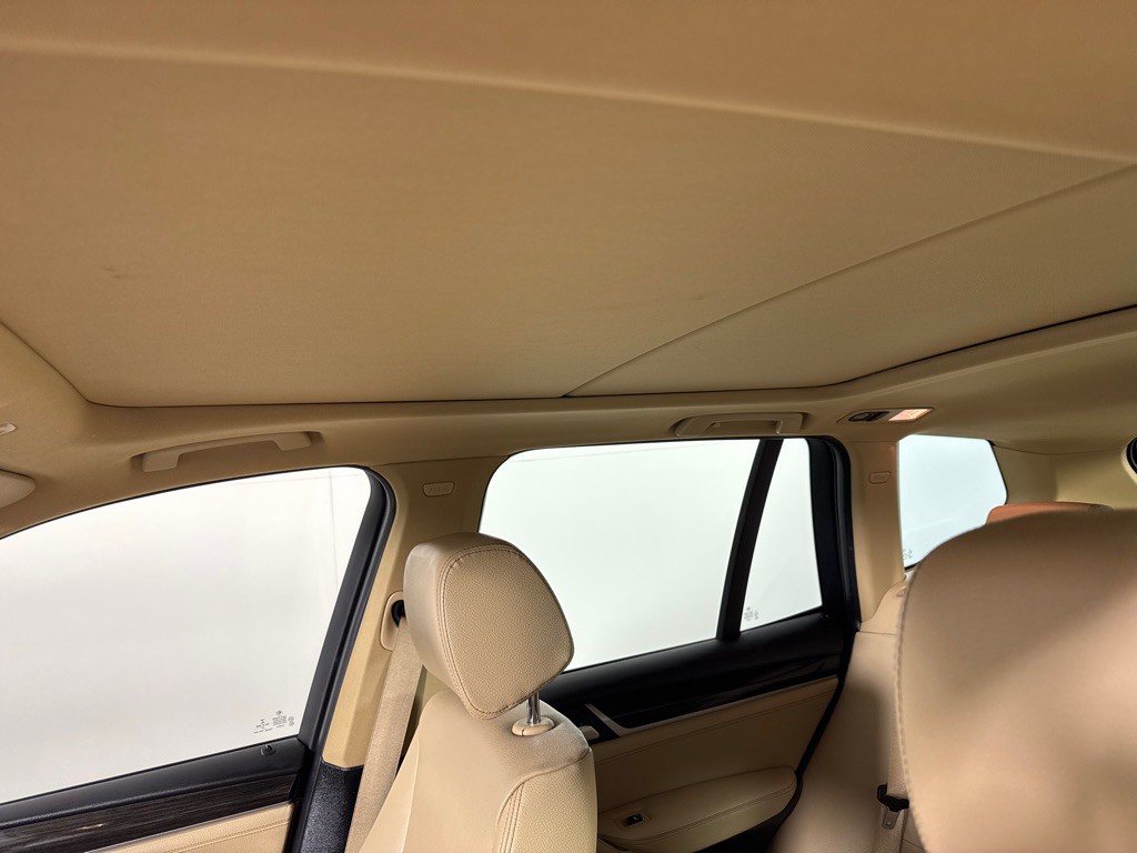2017 BMW X3 Image 16