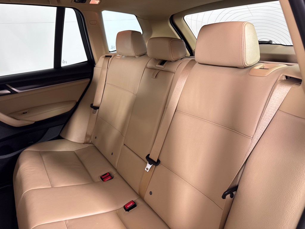 2017 BMW X3 Image 24