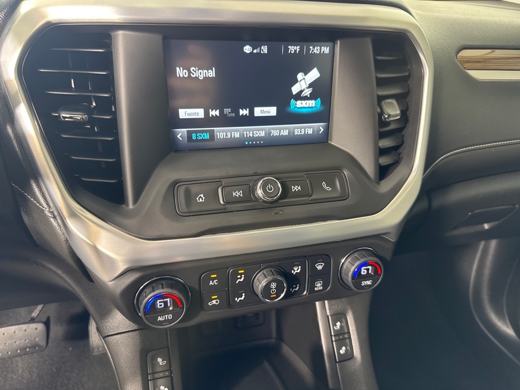 2018 GMC Acadia Image 18