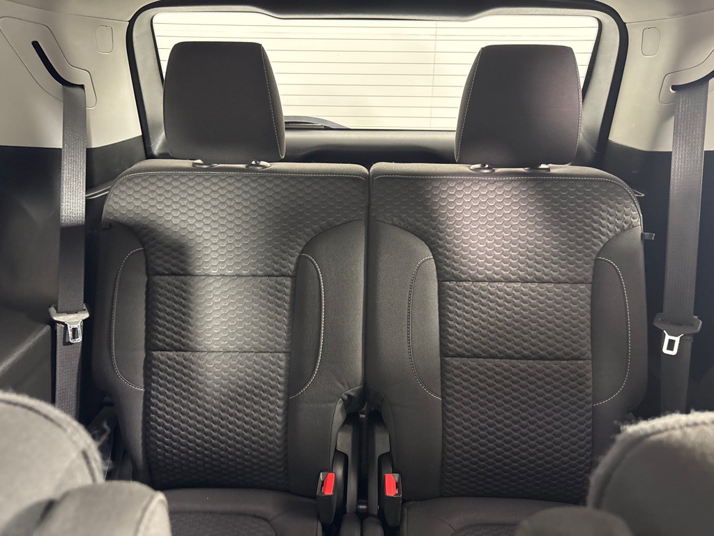 2018 GMC Acadia Image 23