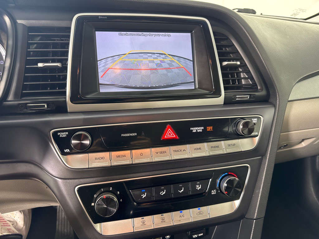 2018 Hyundai Sonata Image 18
