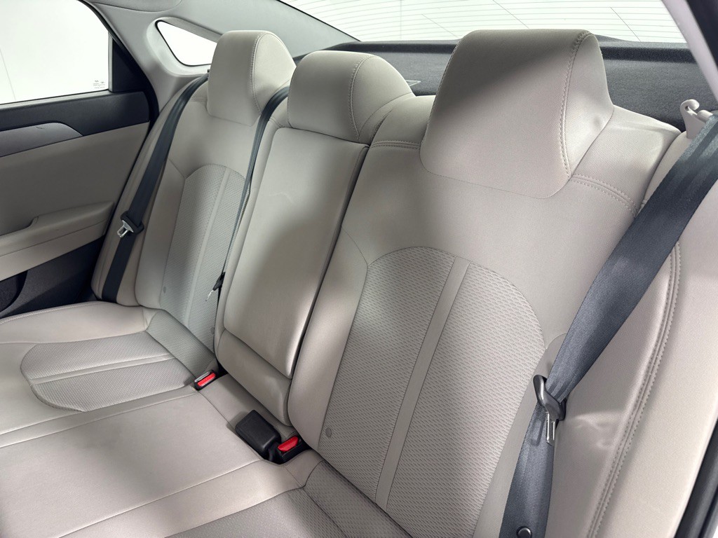 2018 Hyundai Sonata Image 21