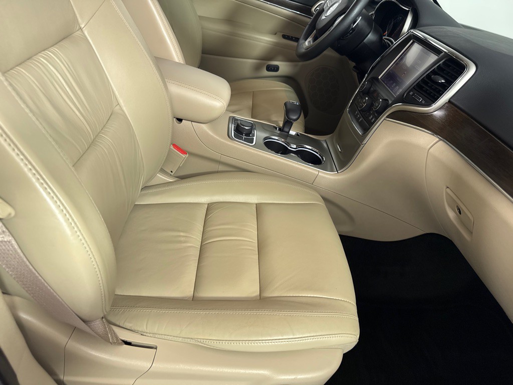 2015 Jeep Grand Cherokee Image 25