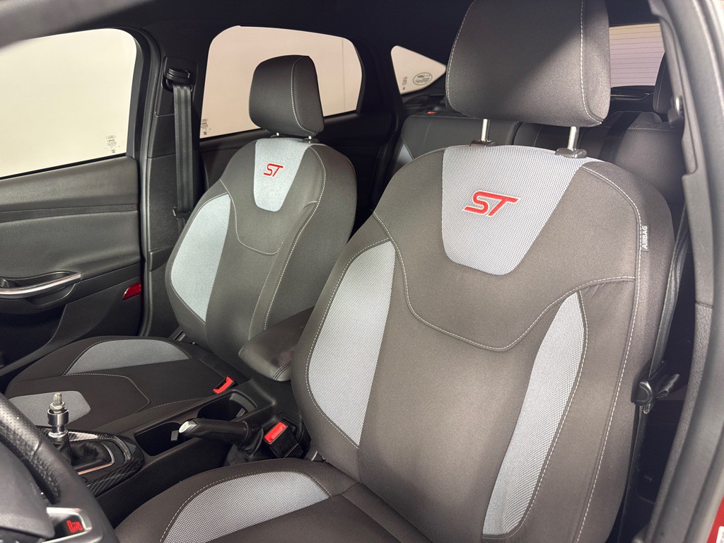 2018 Ford Focus Image 11