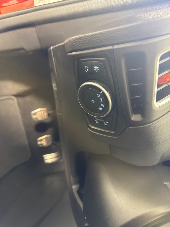2018 Ford Focus Image 12