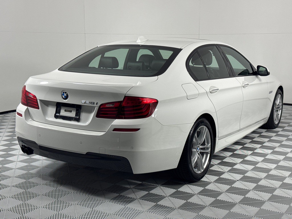 2016 BMW 5 Series Image 5