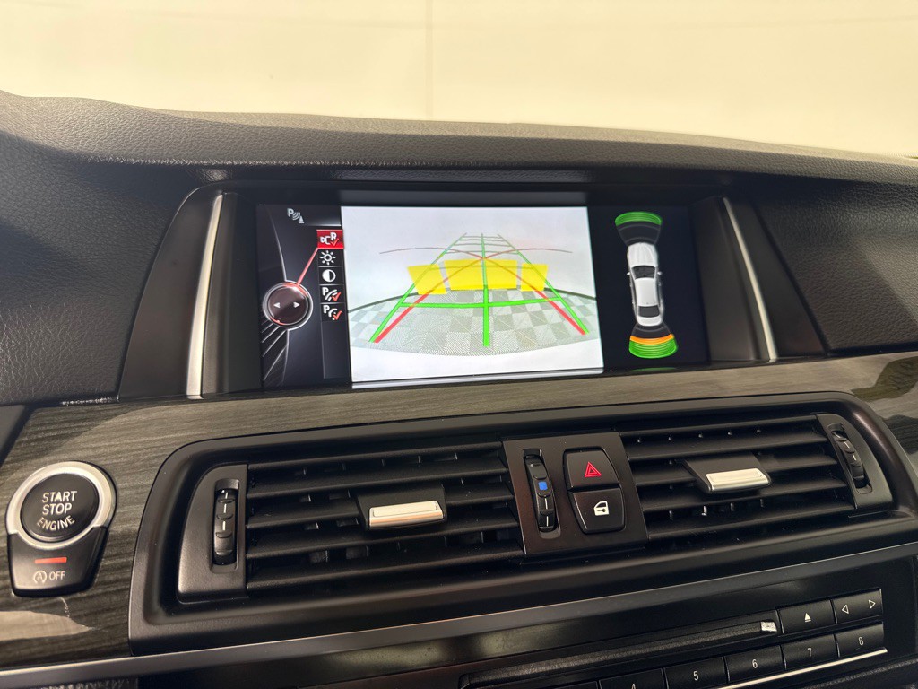 2016 BMW 5 Series Image 20