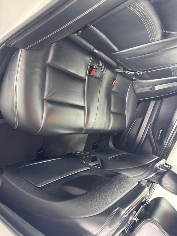 2016 BMW 5 Series Image 25