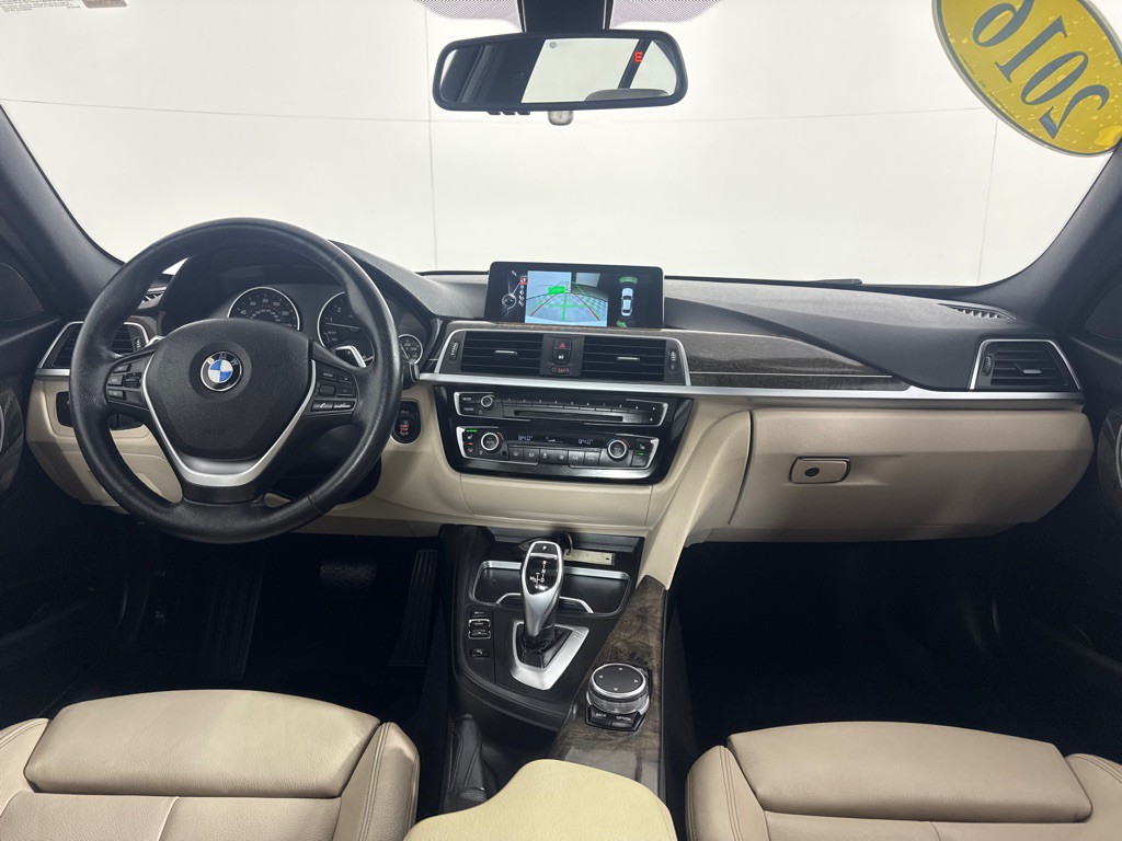 2016 BMW 3 Series Image 29