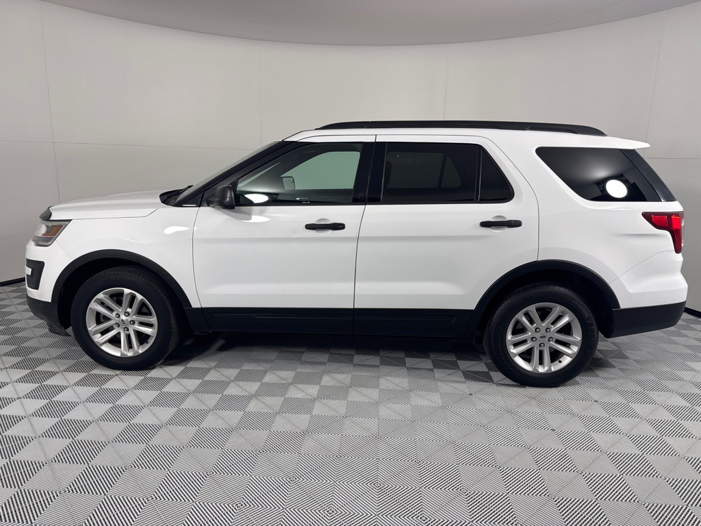 2017 Ford Explorer Image 9
