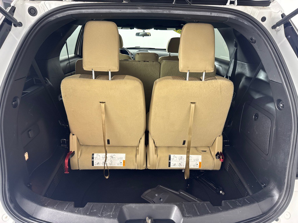 2017 Ford Explorer Image 22